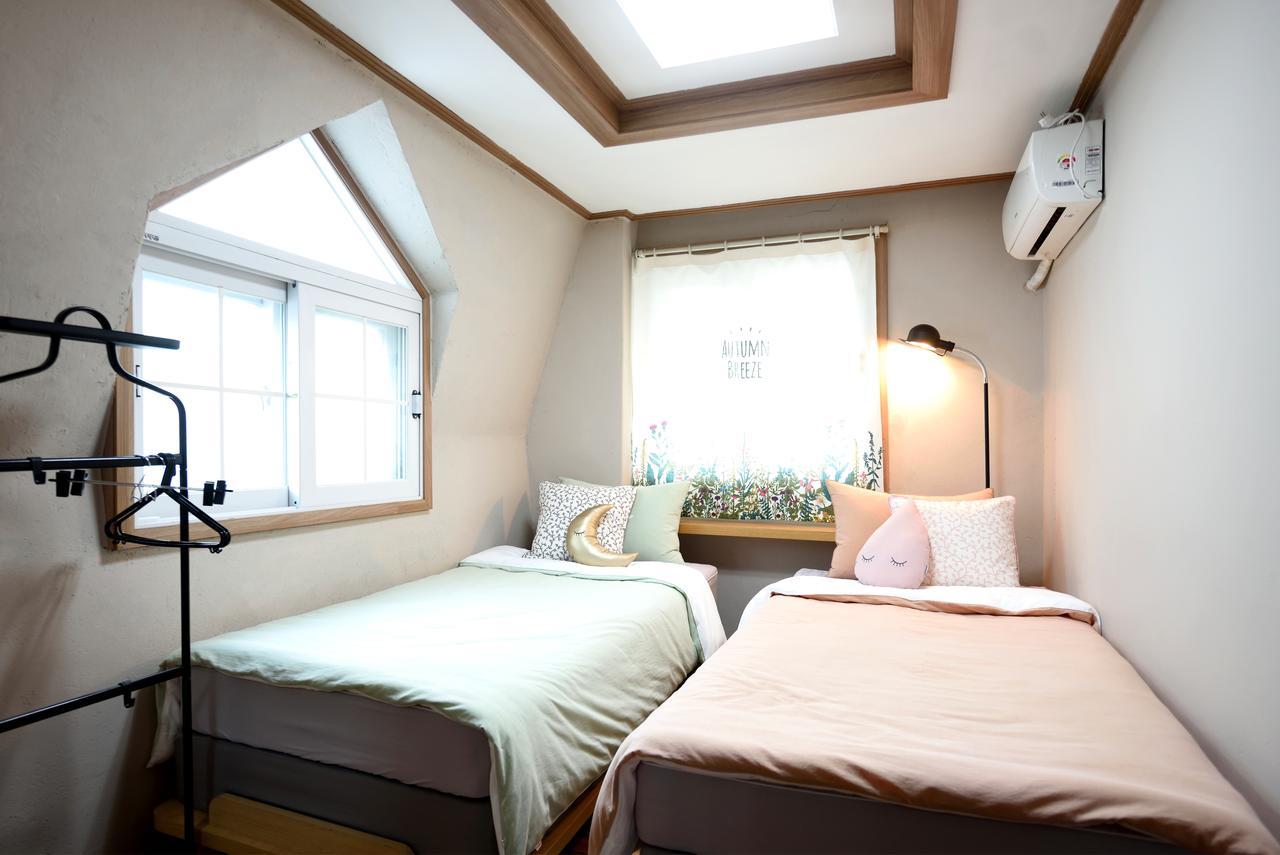 The One Hostel Hongdae In Seoul - Foreigner Only Exteriör bild