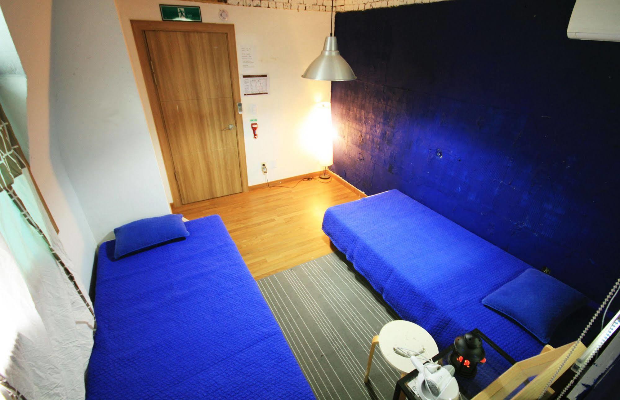 The One Hostel Hongdae In Seoul - Foreigner Only Exteriör bild